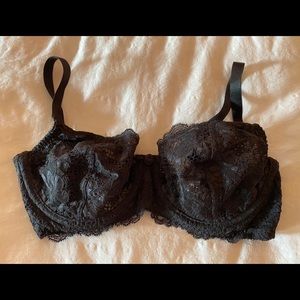 Victoria Secret black lace bra 36C new without tag